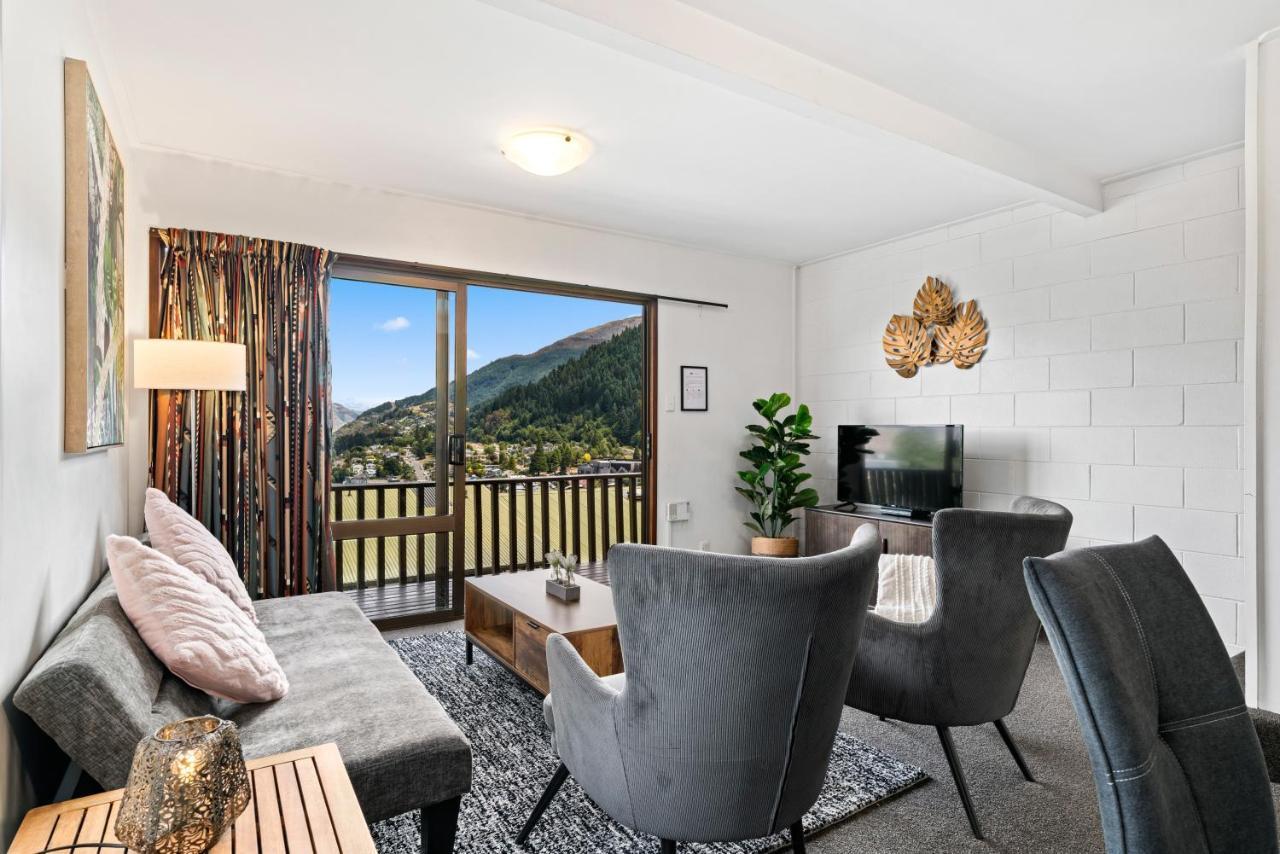Town Centre Location With Stunning View - Unit 8 Queenstown Exterior foto