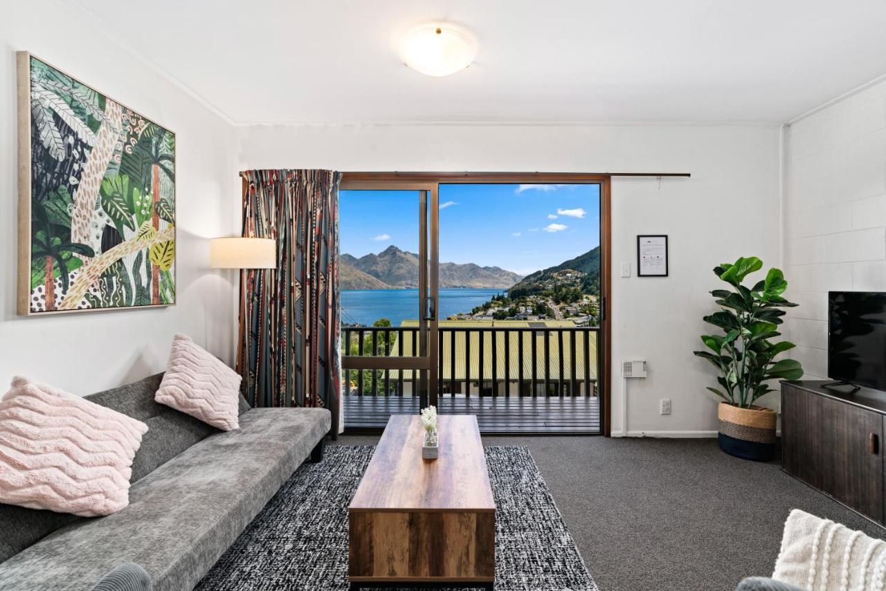 Town Centre Location With Stunning View - Unit 8 Queenstown Exterior foto