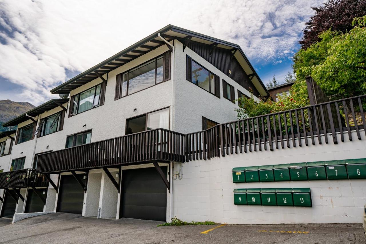 Town Centre Location With Stunning View - Unit 8 Queenstown Exterior foto
