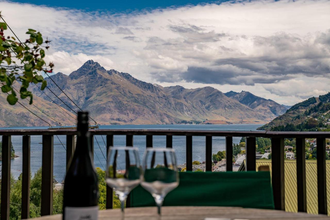 Town Centre Location With Stunning View - Unit 8 Queenstown Exterior foto